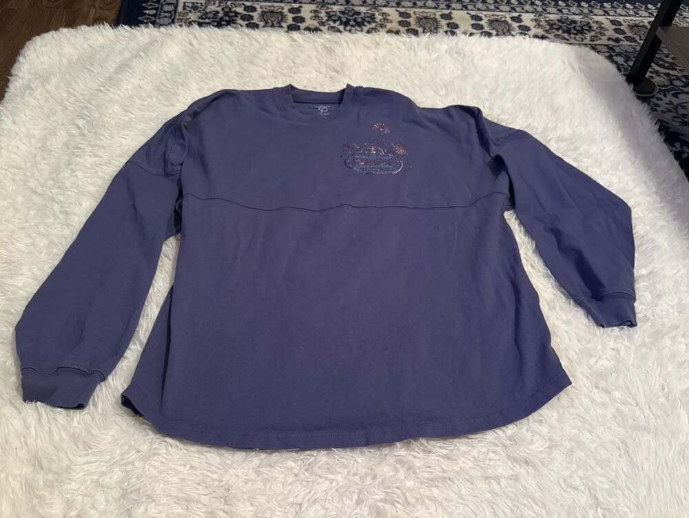 Walt Disney‎ World 50th Anniversary Cast Member Exclusive Castle Spirit Jersey